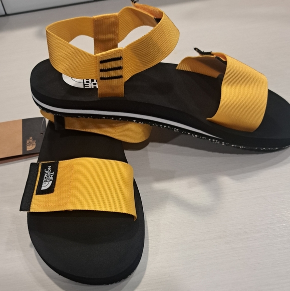 The North Face Men's Skeena Sandals size 10 - Picture 8 of 11